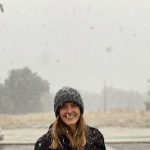 Meet your Posher, Emily